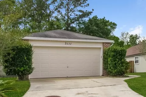 3111 Wavering Ln, Middleburg, FL 32068