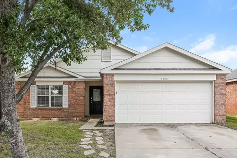1001 Springcreek Dr, Denton, TX 76210