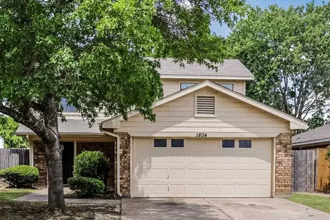 1804 Lincolnshire Way, Fort Worth, TX 76134