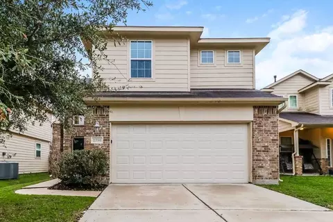 2730 Mesquite Ridge Dr, Houston, TX 77073