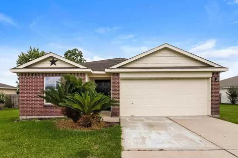 6919 Garnet Trail Ln, Richmond, TX 77469