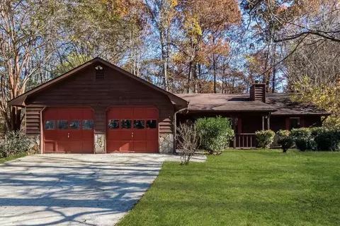 3048 Jonathan Ct, Snellville, GA 30039