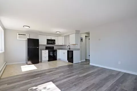 2741 Virginia Ave N, New Hope, MN 55427