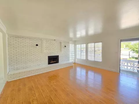 44221 4th St E, Lancaster, CA 93535 photo 23