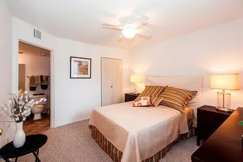 1641 Cricket Club Cir, Orlando, FL 32828 photo 8