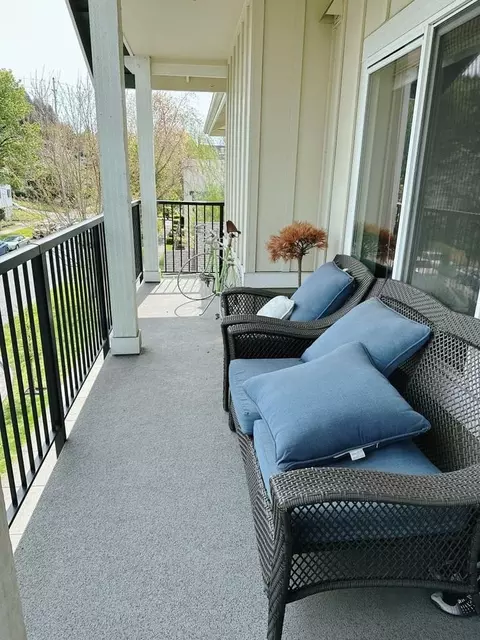 1117 N Garden St, Bellingham, WA 98225