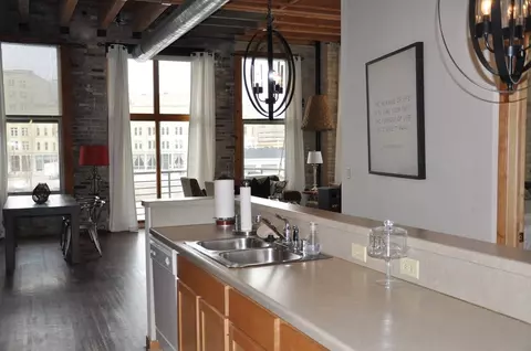 249 N Water St, Milwaukee, WI 53202