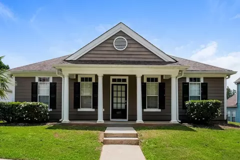 605 Brookwater Dr, Stockbridge, GA 30281