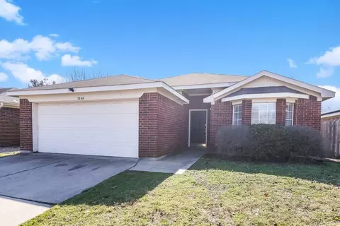 1844 Overland St, Fort Worth, TX 76131