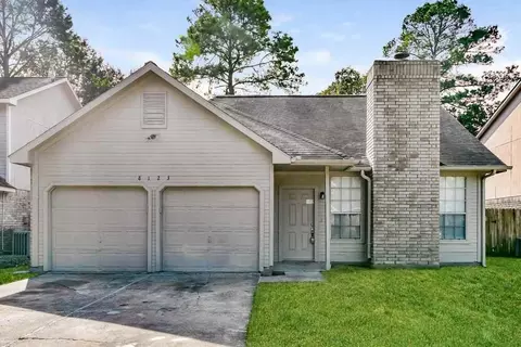 8123 Summer Trail Dr, Houston, TX 77040