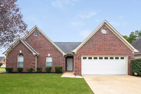 7076 Maple Grove Rd, Olive Branch, MS 38654