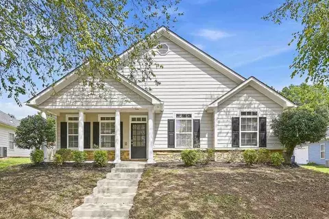 295 Monarch Village Way, Stockbridge, GA 30281