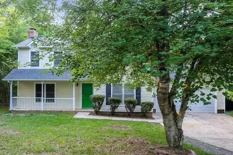 2418 Wildburne Ct, Charlotte, NC 28262