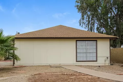 6529 N 74th Dr, Glendale, AZ 85303