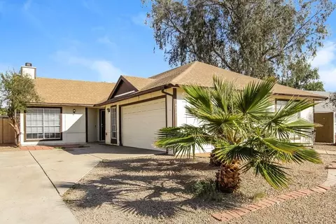 6529 N 74th Dr, Glendale, AZ 85303