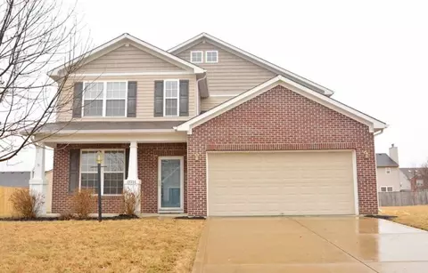 19334 Sandbar Dr, Noblesville, IN 46062