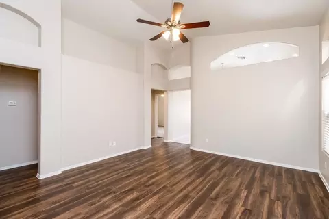 10036 E Capri Ave, Mesa, AZ 85208 photo 4