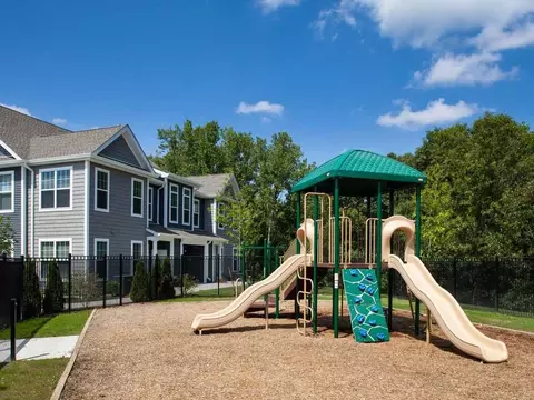 40 Riverpath Dr, Framingham, MA 01701 photo 25