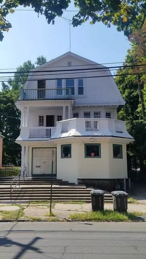 652 George St #C, New Haven, CT 06511