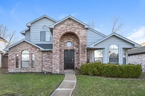 1411 Sandalwood Dr, Mesquite, TX 75181