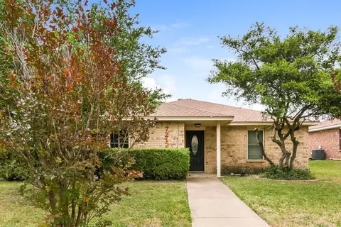 7212 Elderberry Ln, Dallas, TX 75249