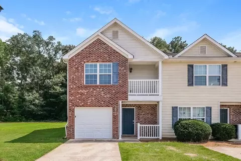 1752 Old Dogwood, Jonesboro, GA 30238