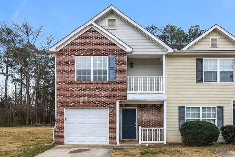 1752 Old Dogwood, Jonesboro, GA 30238