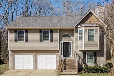 97 Summer Creek Dr, Dallas, GA 30157