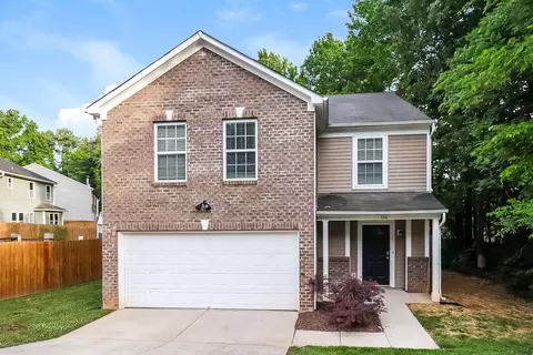 1316 Waterlily Ln, Charlotte, NC 28262