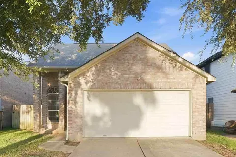 13527 Ambrose St, Houston, TX 77045