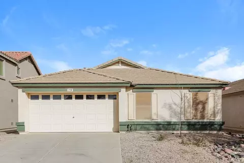 1718 E Daniella Dr, San Tan Valley, AZ 85140