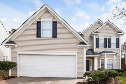 2910 Oakdale Pasture Dr, Charlotte, NC 28216