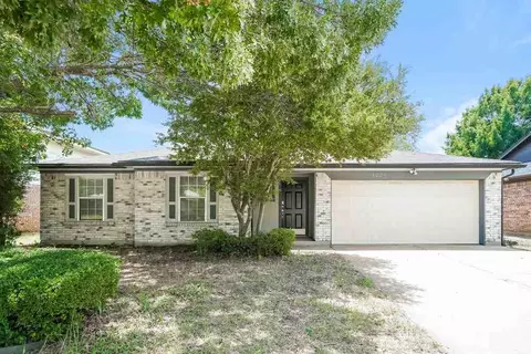 1224 Nicole Way, Burleson, TX 76028