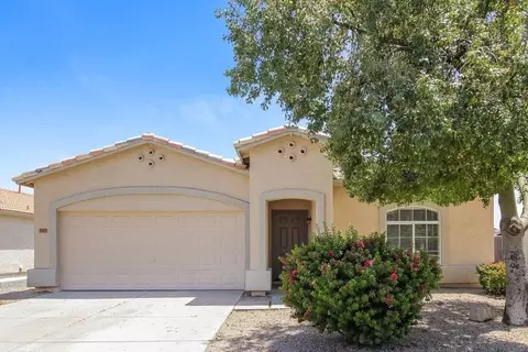7397 W Solano Dr N, Glendale, AZ 85303