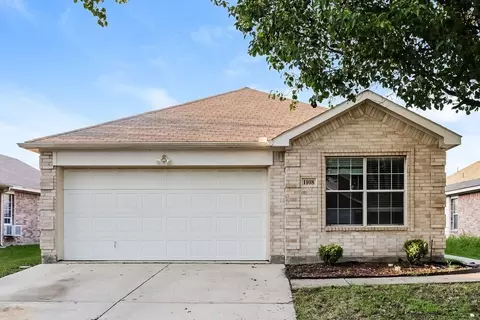 1108 Boxwood Dr, Crowley, TX 76036