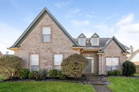 9093 Weeping Cherry Ln, Cordova, TN 38016