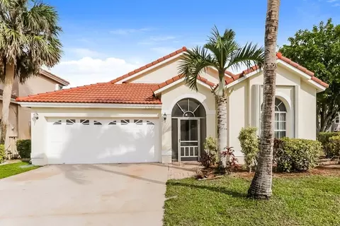 7320 Winder Ct, Greenacres, FL 33467