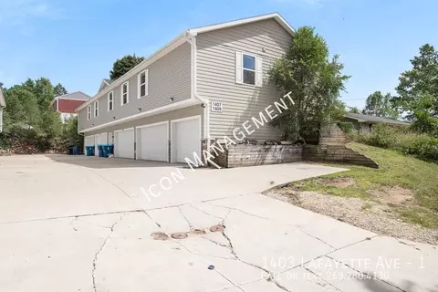 1403 Lafayette Ave #1, Kalamazoo, MI 49006