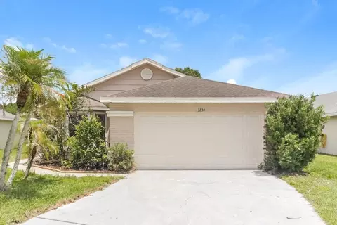 13230 Boulder Woods Cir, Meadow Woods, FL 32824