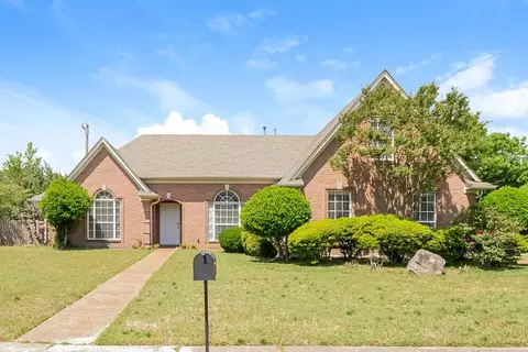 661 Shelley Renee Ln, Memphis, TN 38018