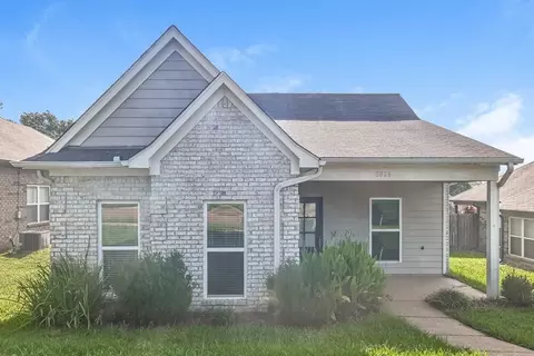 3024 Magnolia Dr, Hernando, MS 38632