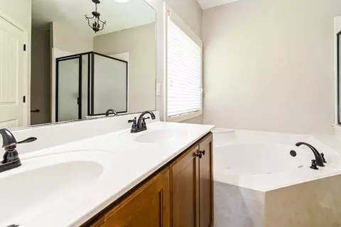 3024 Magnolia Dr, Hernando, MS 38632 photo 11