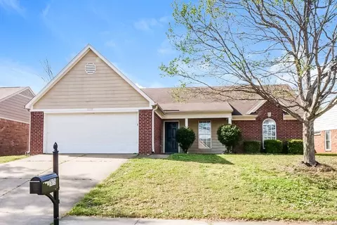 7875 Sarah Ann Dr S, Southaven, MS 38671