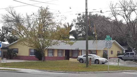 7298 46th Ave N #2, Saint Petersburg, FL 33709