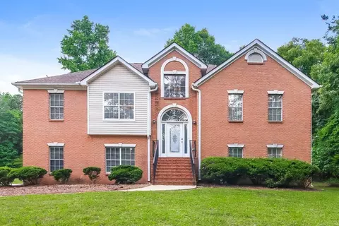 155 Byington Dr, Fayetteville, GA 30214