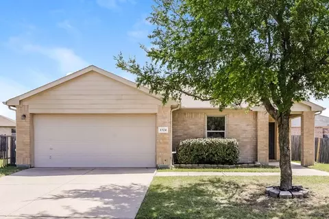 1324 Burleson St, Cedar Hill, TX 75104
