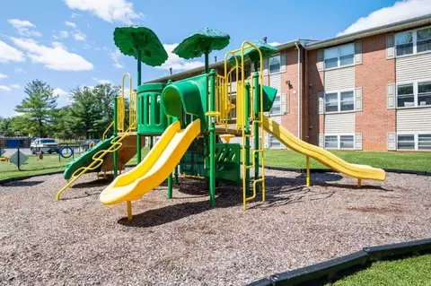 8246 Church Ln, Milford Mill, MD 21244 photo 19