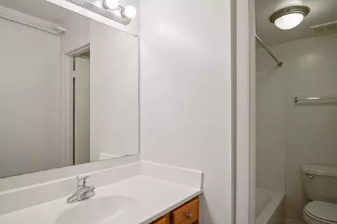 8246 Church Ln, Milford Mill, MD 21244 photo 11