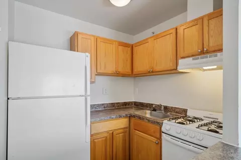8246 Church Ln, Milford Mill, MD 21244 photo 6