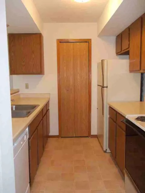 3710 Packers Ave, Madison, WI 53704